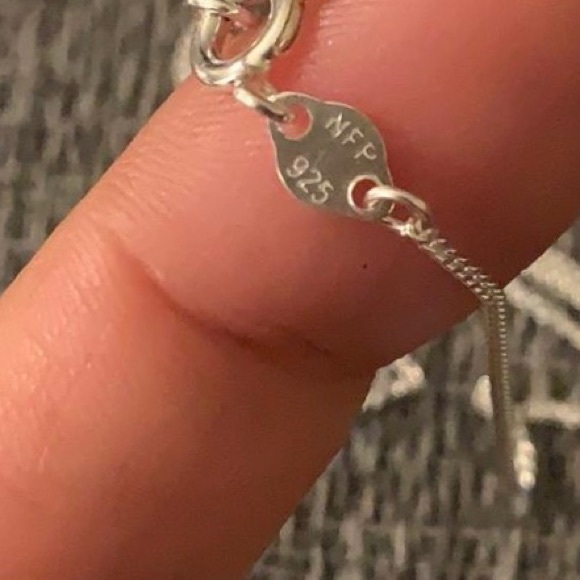 Stunning Freshwater Sunrise shell necklace - Picture 8 of 8